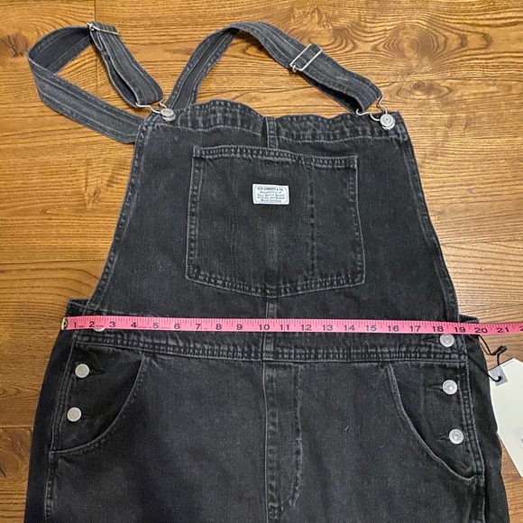 NWT Levi’s Vintage Denim Overalls In Black Market - Picture 13 of 13